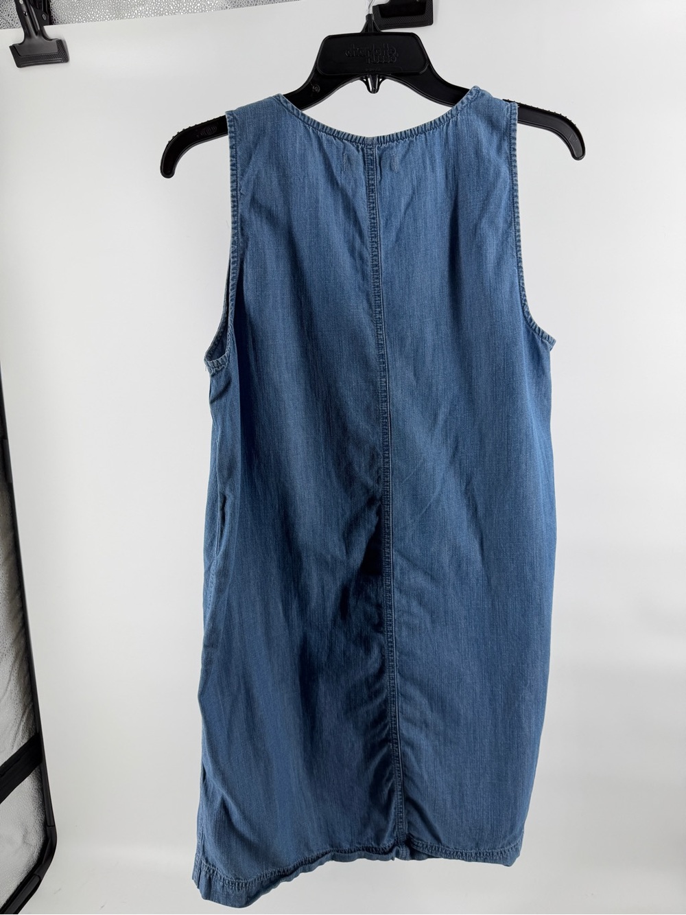 Madewell button front sleeveless easy in haslett wash dress. Size M Style L4473 - Picture 9 of 12